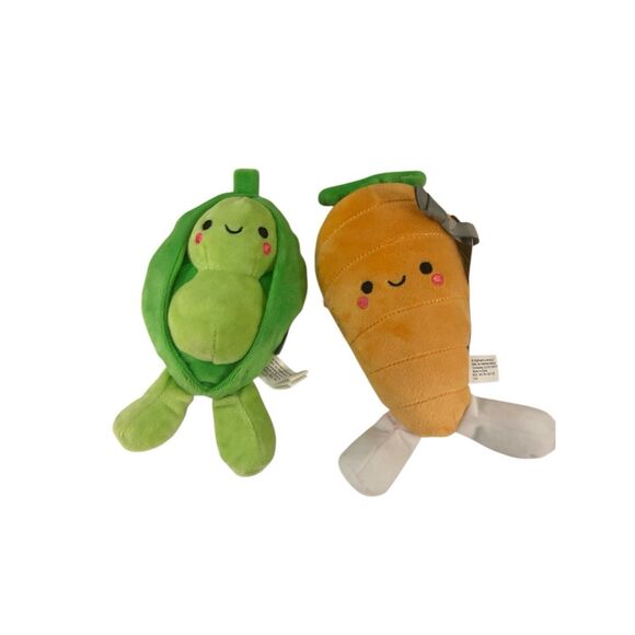 Hallmark Peas and Carrots 6" plush - Picture 1 of 5